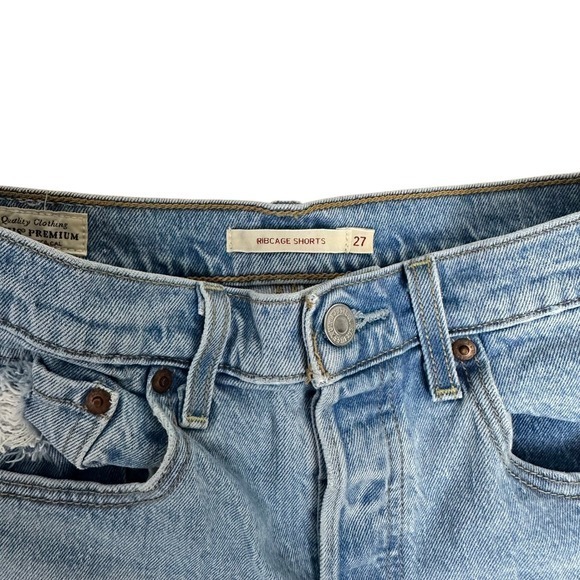 Levis 501 Ribcage Denim Shorts Women's Size 27 Light Wash Distressed Frayed - Picture 7 of 9